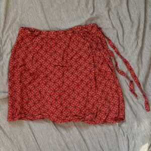 Red Patterned Women's Mini Wrap Skirt